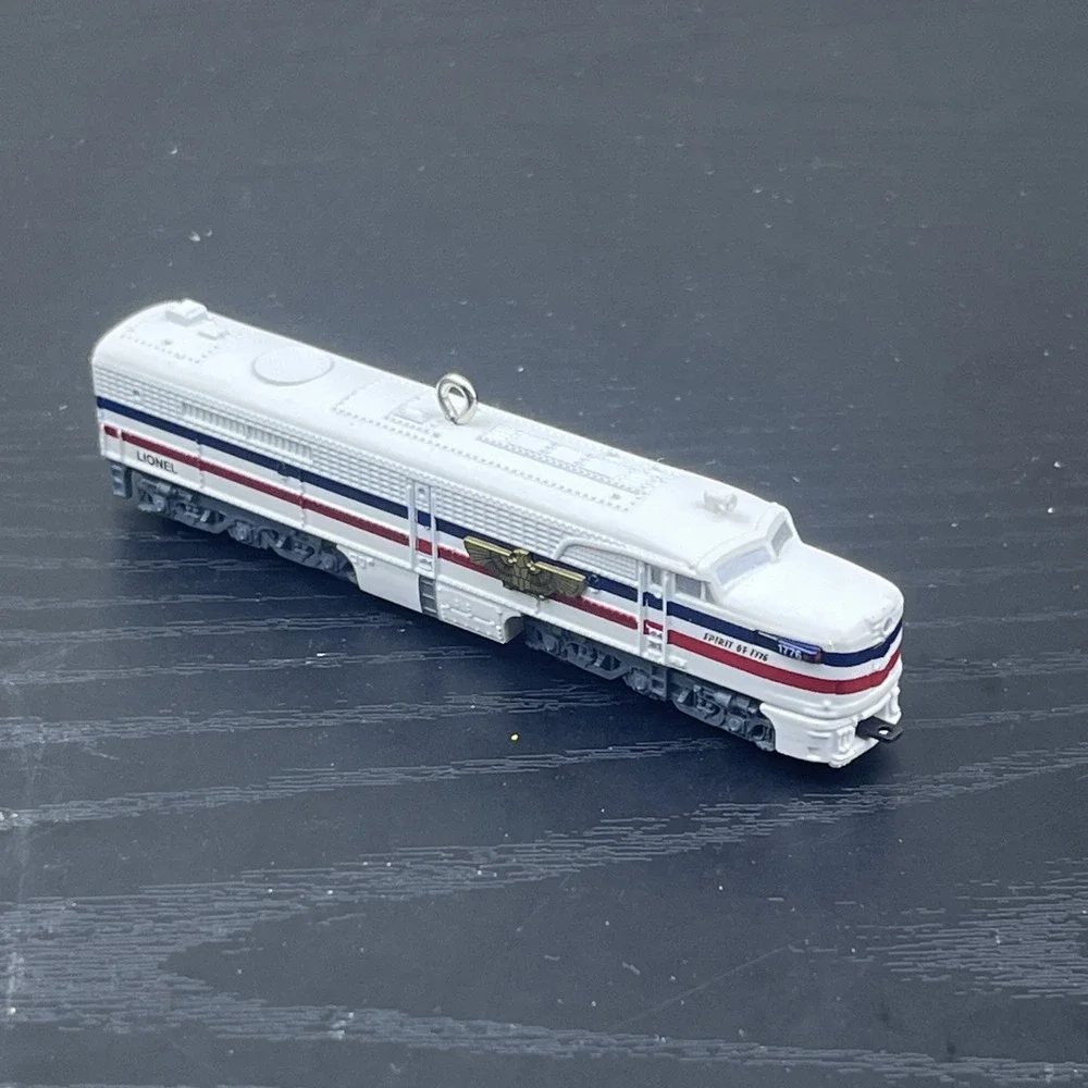 Hallmark Keepsake 2007 Lionel Freedom Train Observation Car Ornament #12